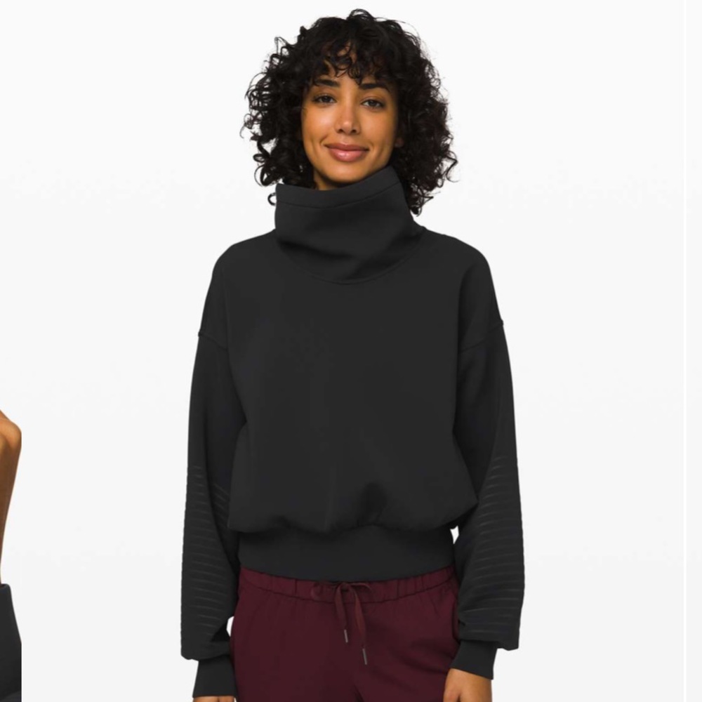 Lululemon Full Flourish Pullover